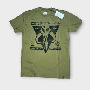 Heroes and Villians New Star Wars Olive Green Mandalorian Men’s Graphic Shirt S